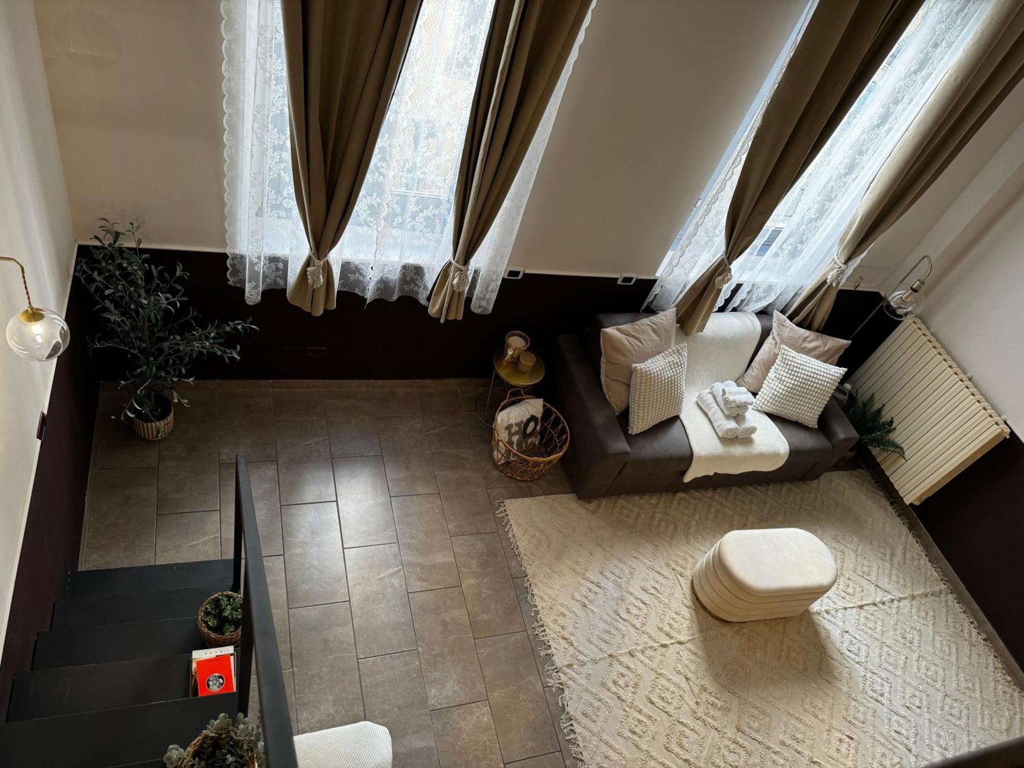 Regina Milano In Verona - Sky Tv, Wifi E Breakfast Box Apartment Exterior photo
