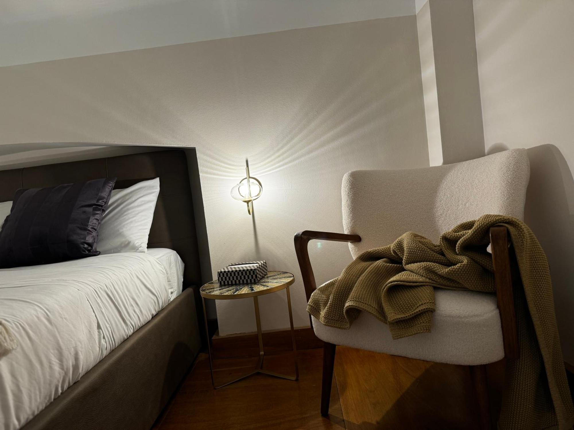 Regina Milano In Verona - Sky Tv, Wifi E Breakfast Box Apartment Exterior photo