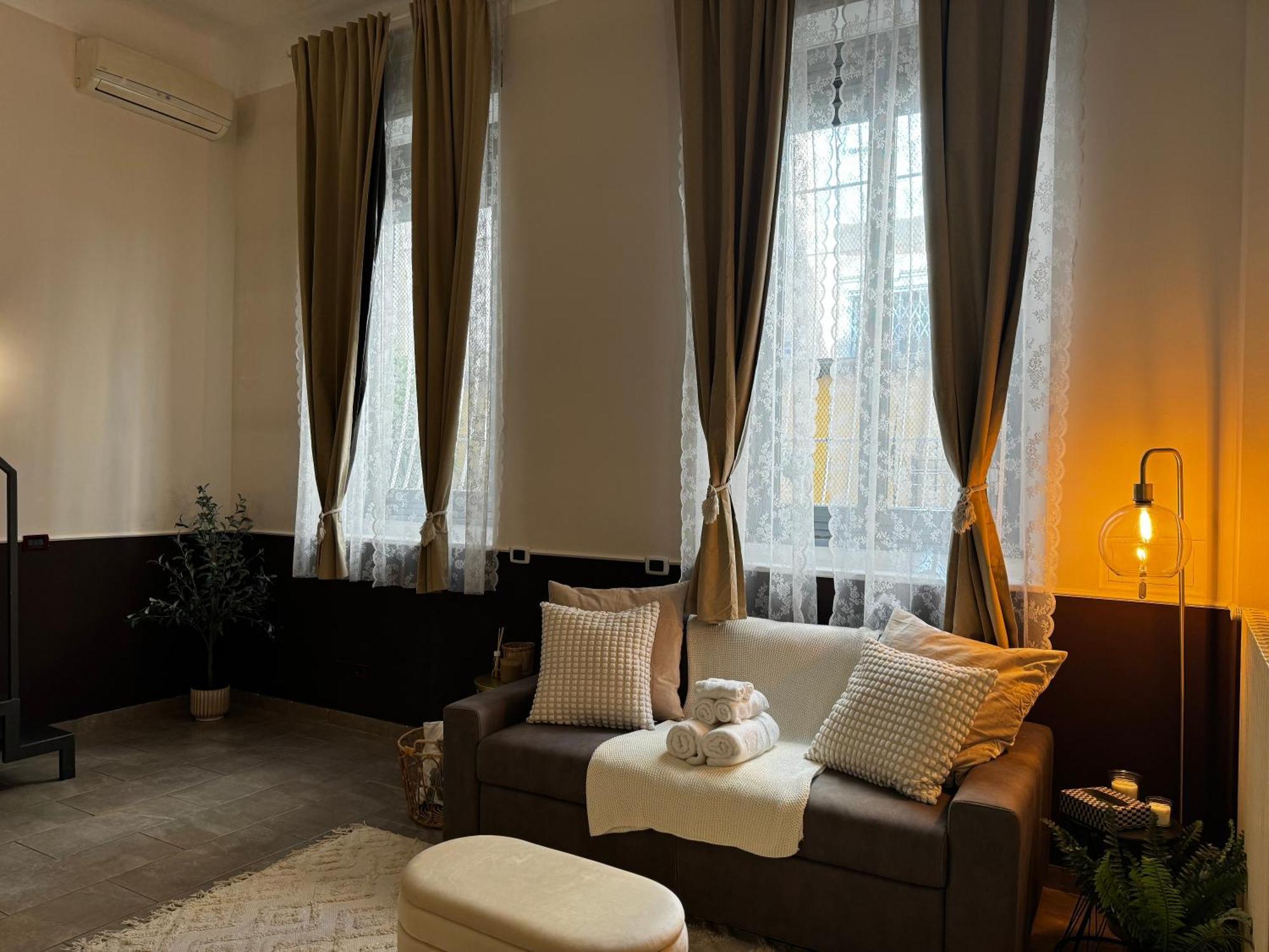 Regina Milano In Verona - Sky Tv, Wifi E Breakfast Box Apartment Exterior photo